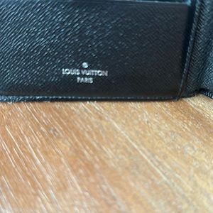 Louis Vuitton Authentic Guaranteed men’s wallet.